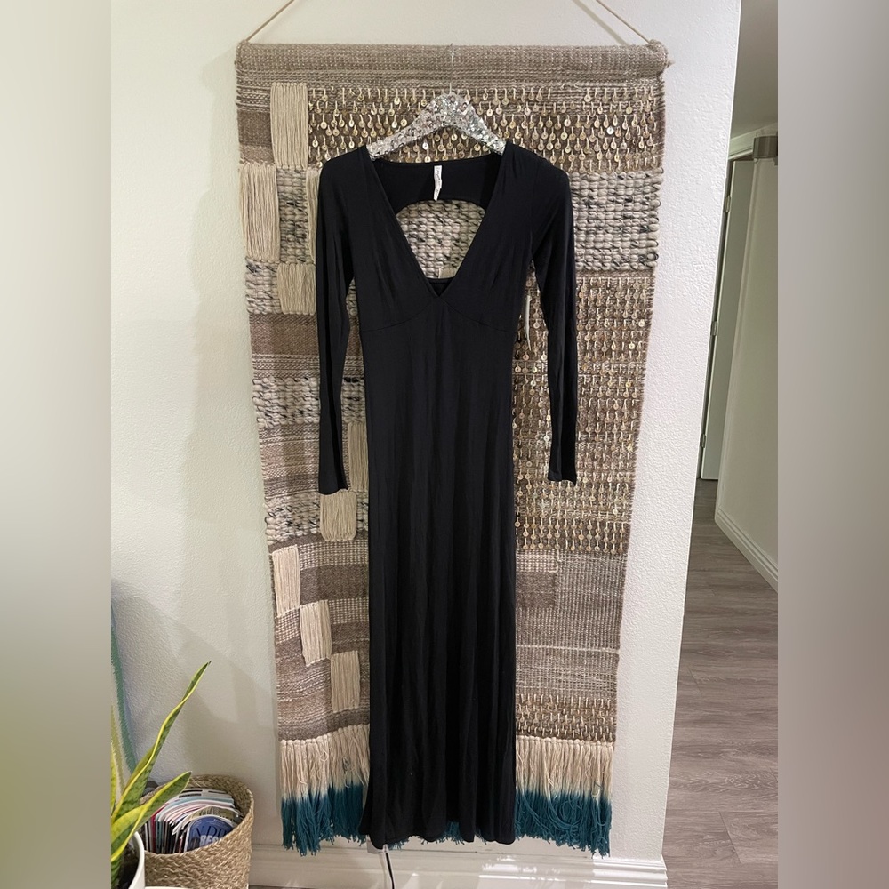 🖤 NWT RVCA Black Long Sleeve Knit Maxi Dress with cutouts sz S